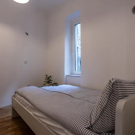 Black & White Delight *