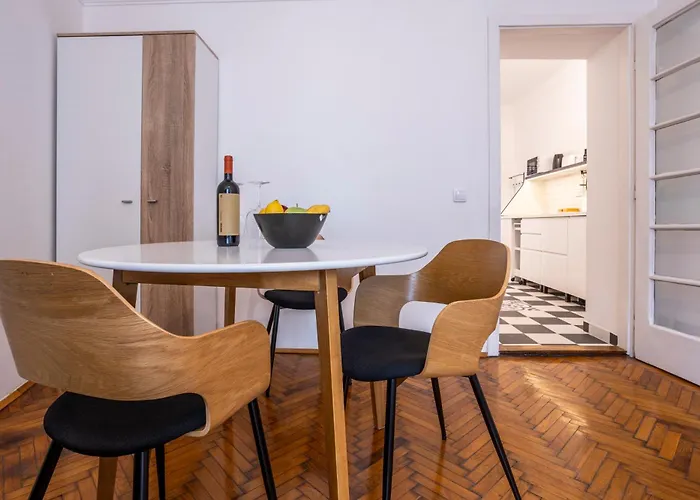 Black & White Delight Apartament *